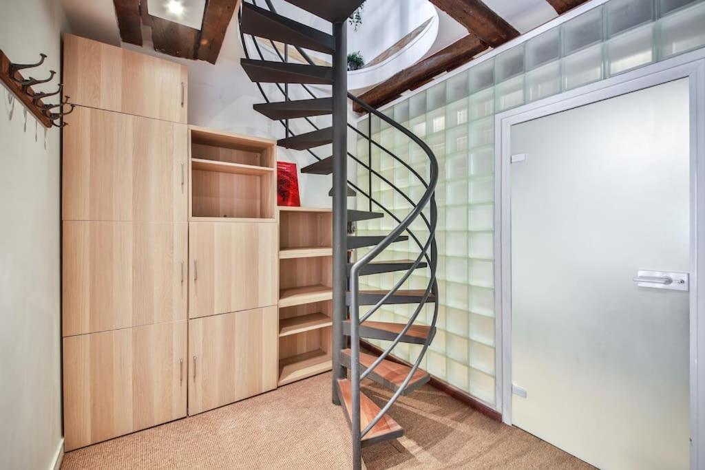 Typical Parisian Duplex#4Pers#Le Marais Apartment Exterior foto